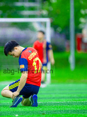 智能手机轮廓叠加上勾选节点符号，对应12项操作步骤